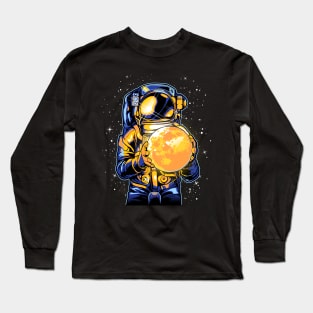 astronaut holding a moon Long Sleeve T-Shirt